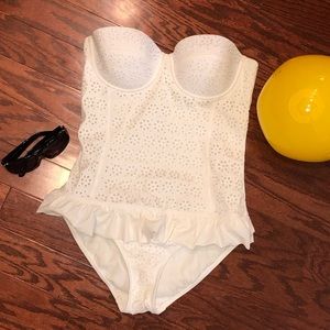 White Strapless swimsuit